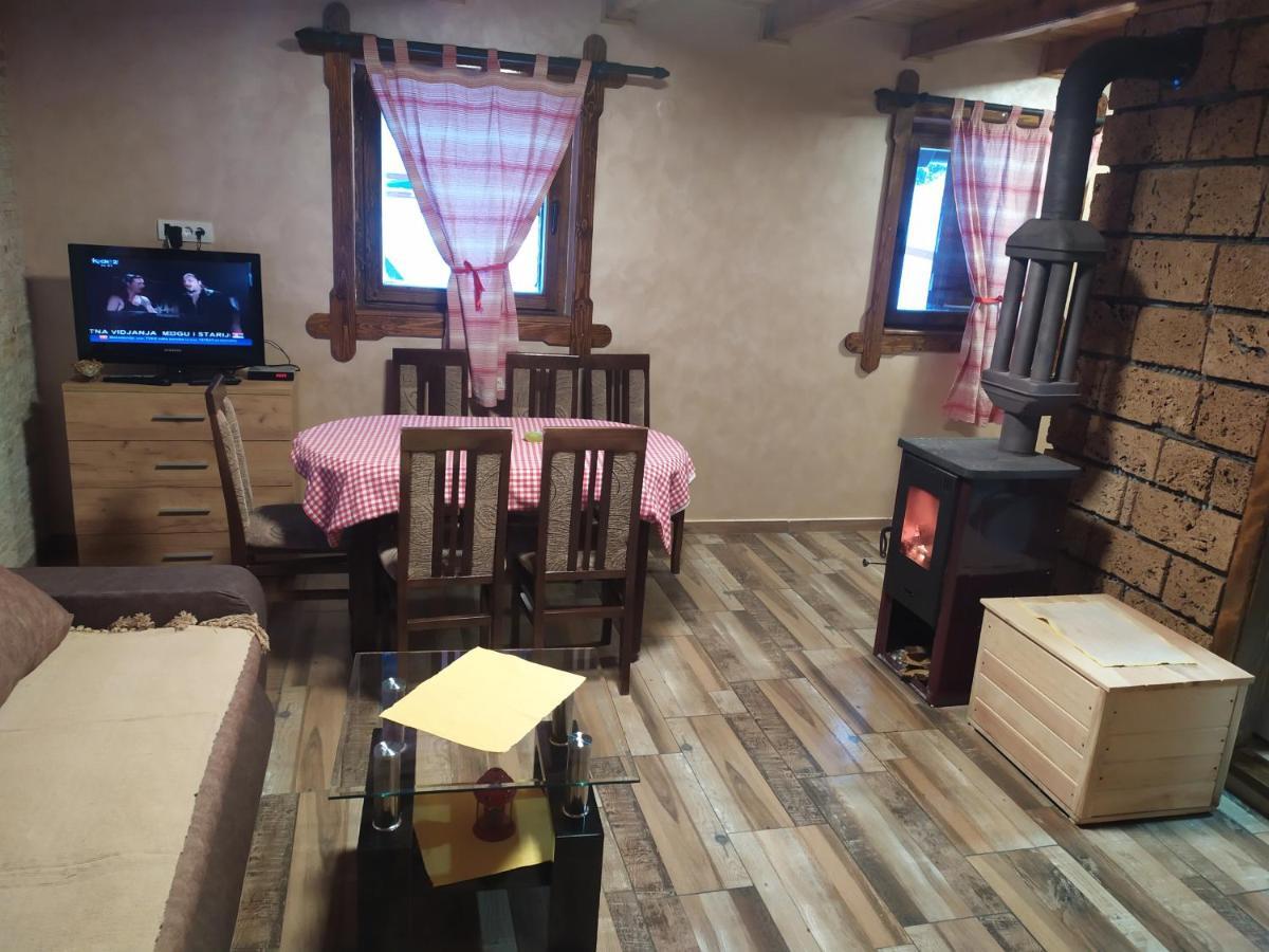 Vila Balerina Mitrovac Exteriér fotografie